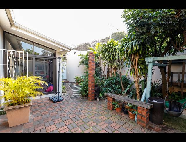 3 BEDROOM FREEHOLD FOR SALE IN GLENWOOD